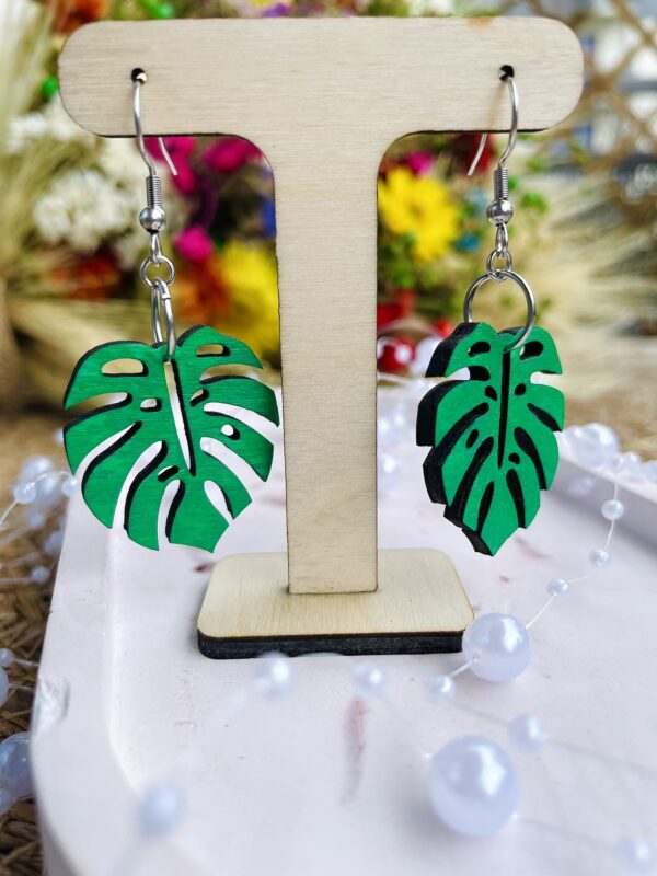 Drewniane kolczyki monstery