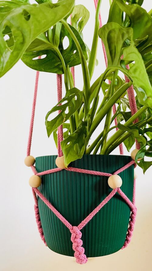 Kwietnik makramowy regulowany koralami