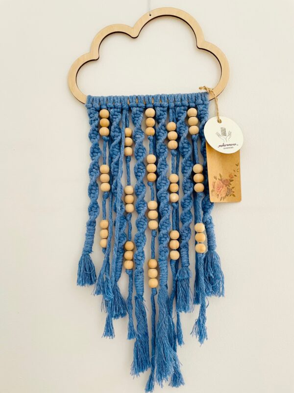 Makrama z koralikami na chmurce